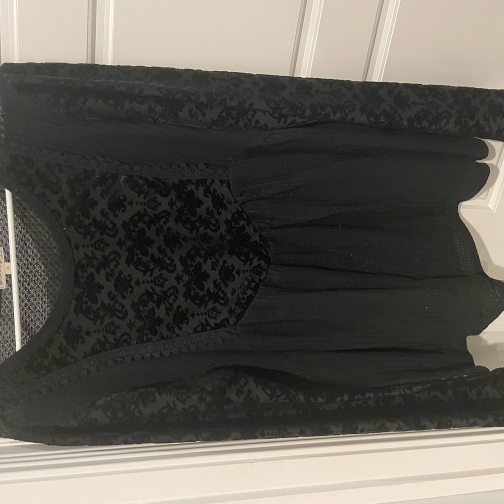 Boutique Long Sleeve Top Size XL